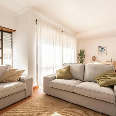 Paradise House&suites Konukevi Ericeira