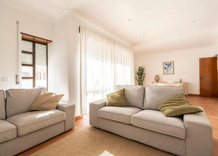 Paradise House&suites ゲストハウス エリセイラ